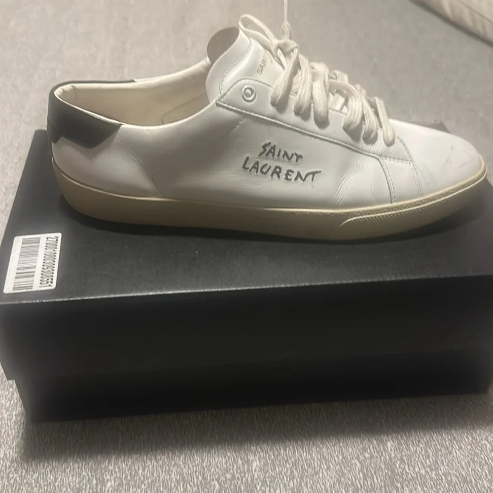 Saint Laurent Star Lux/Moon Plus - Picture 3 of 3